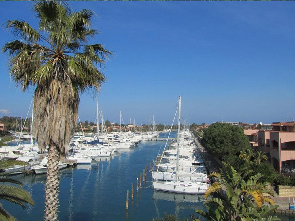 الشقق الفندقية فورناريفي  Baia Dei Delfini المظهر الخارجي الصورة