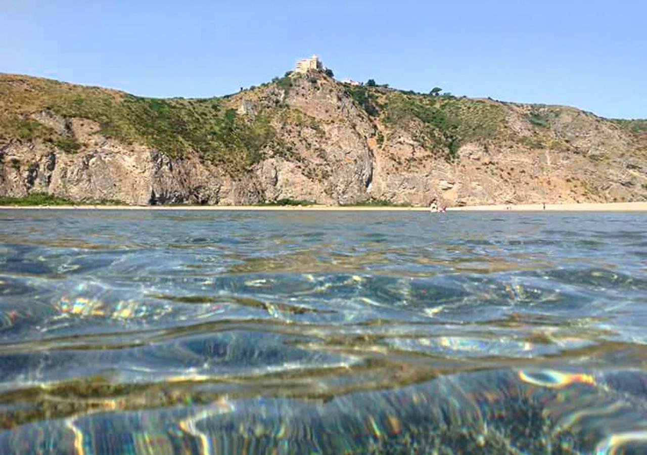 الشقق الفندقية فورناريفي  Baia Dei Delfini المظهر الخارجي الصورة